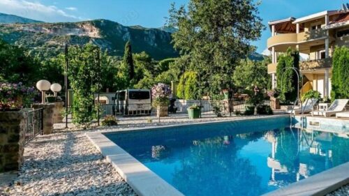 Charming villa Boka bay MONTENEGRO price 550.000 €